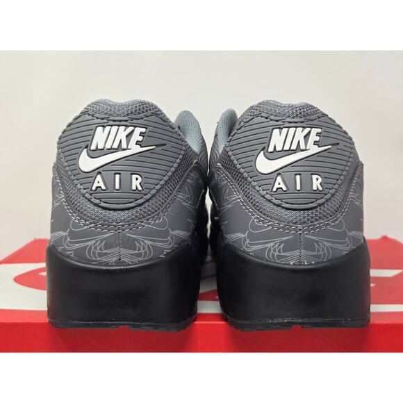 Nike Air Max 90 GREY REFLECTIVE DZ4504-002 Size 13 WORN